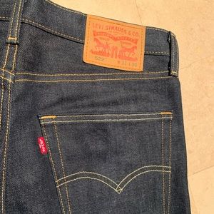 522 Levi’s. Feels like Selvedge but not sure
